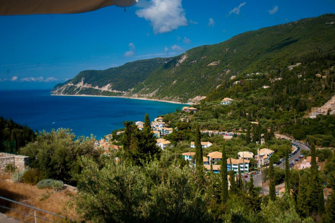 Deep Blue Villa Áyios Nikítas Exteriör bild